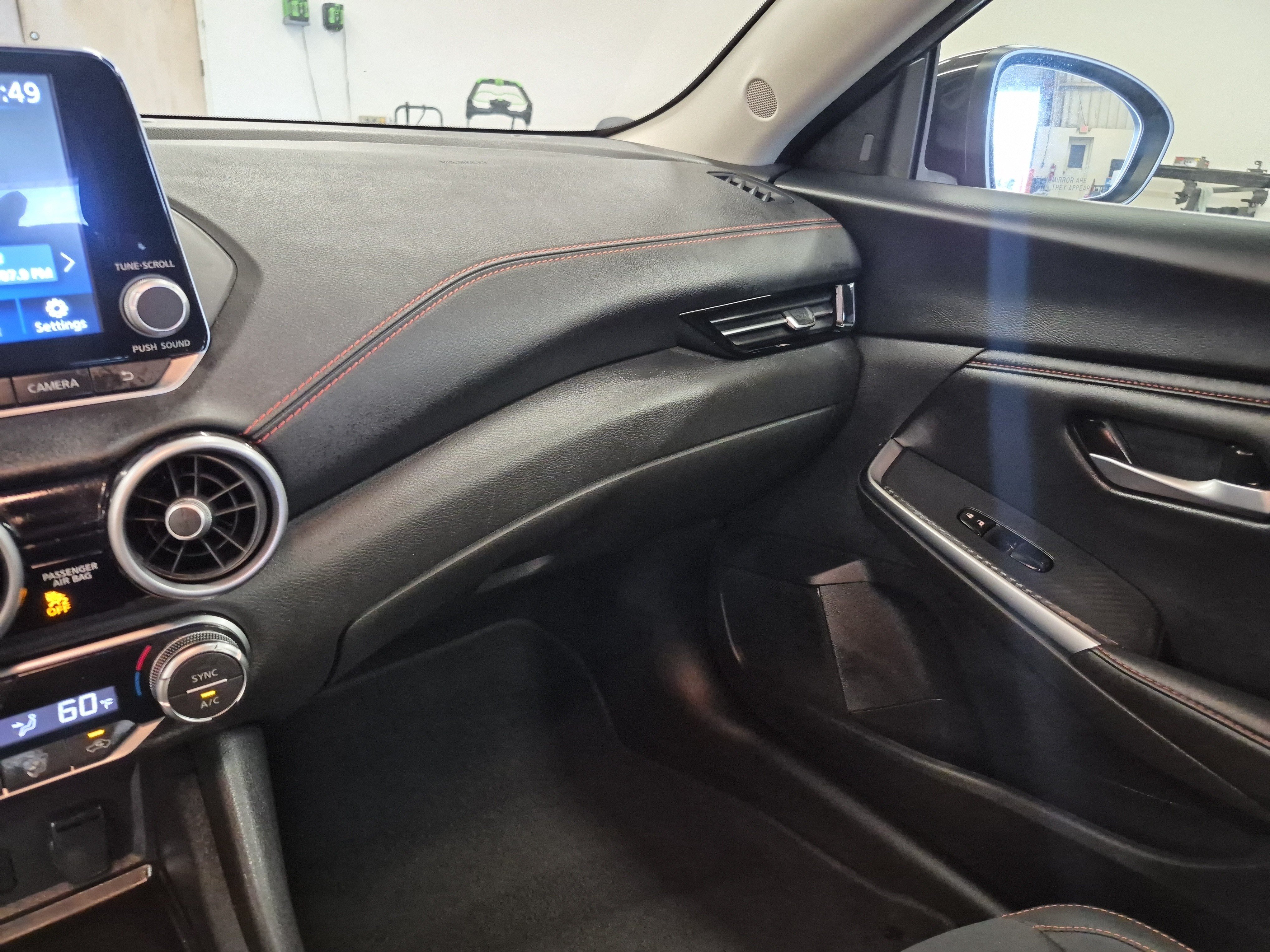 Used 2025 Nissan Sentra SR FWD image 19