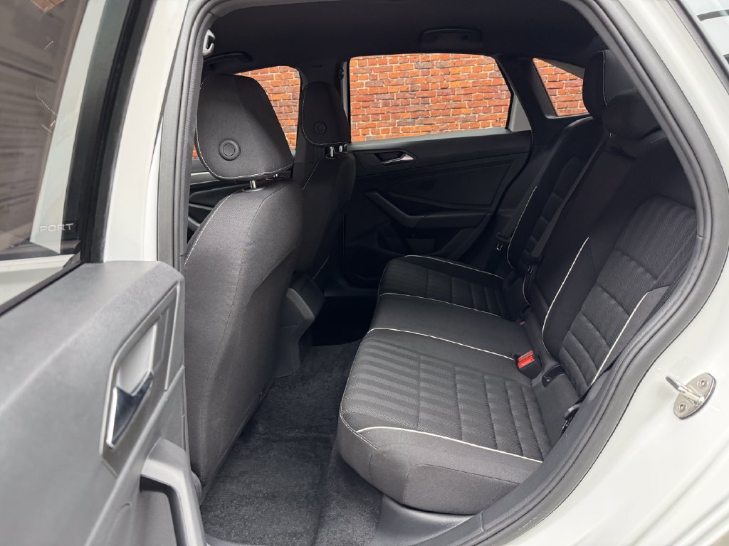 Used 2024 Volkswagen Jetta Sport FWD image 22
