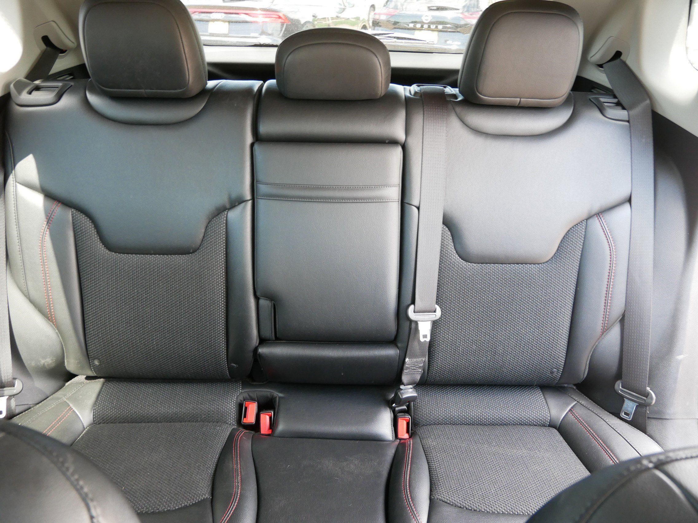 Used 2019 Jeep Compass Trailhawk w/ Safety & Security Group AWD/4WD image 13