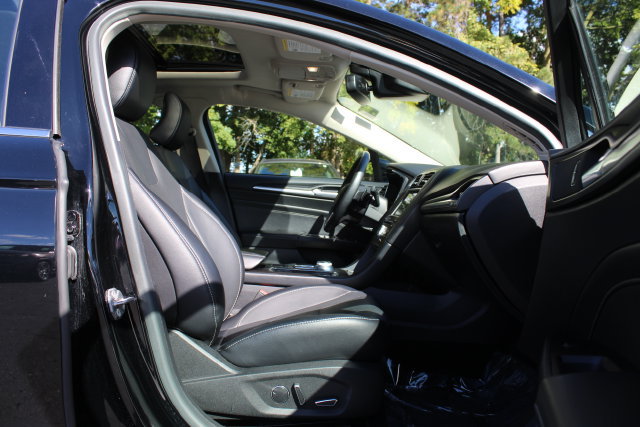 Certified 2018 Ford Fusion Titanium AWD/4WD image 25
