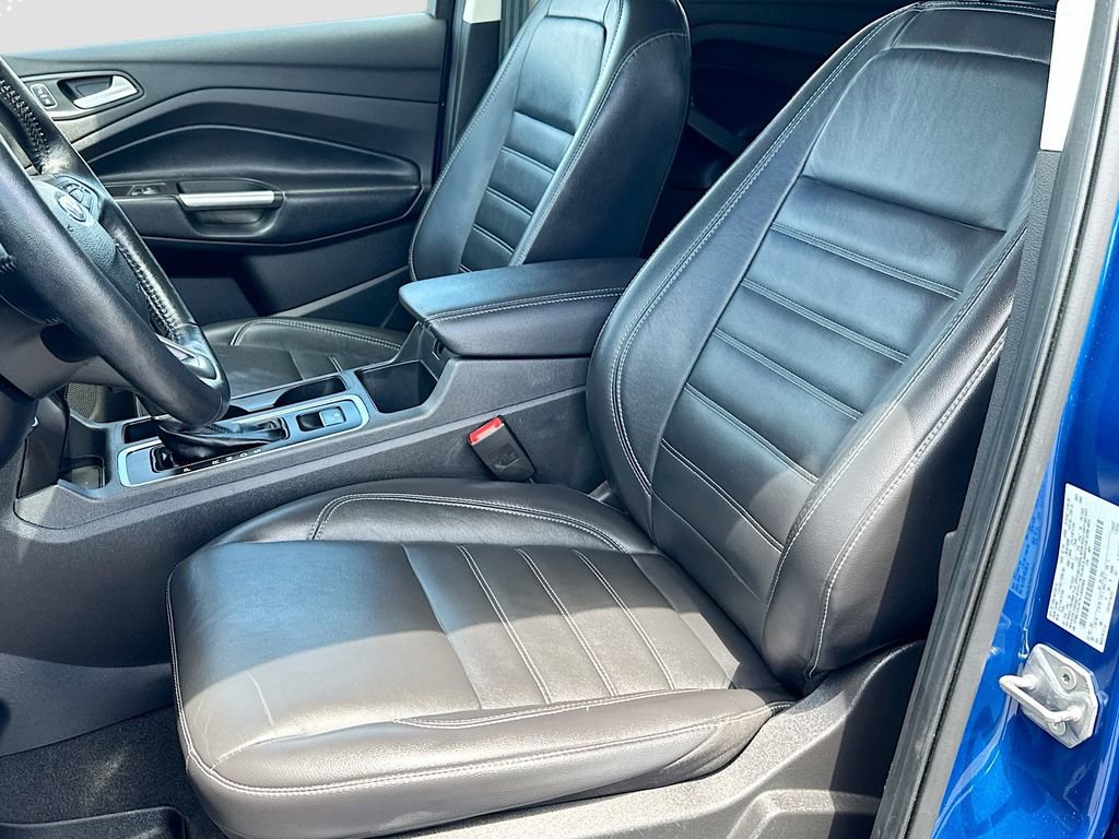 Certified 2019 Ford Escape Titanium FWD image 22