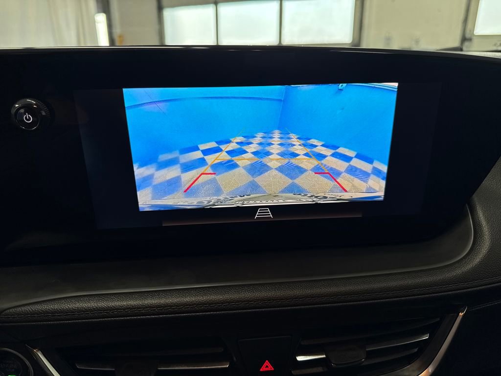 Used 2024 Buick Encore GX Sport Touring AWD/4WD image 20