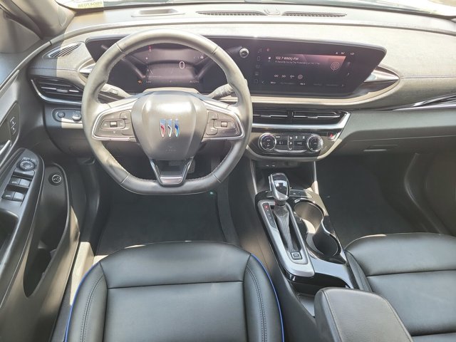 Used 2024 Buick Envista Sport Touring w/ Convenience II Package FWD image 19