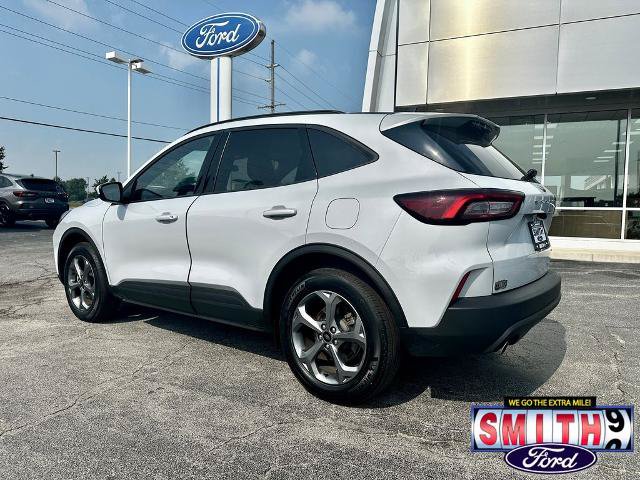 Certified 2025 Ford Escape ST-Line Select AWD/4WD image 9