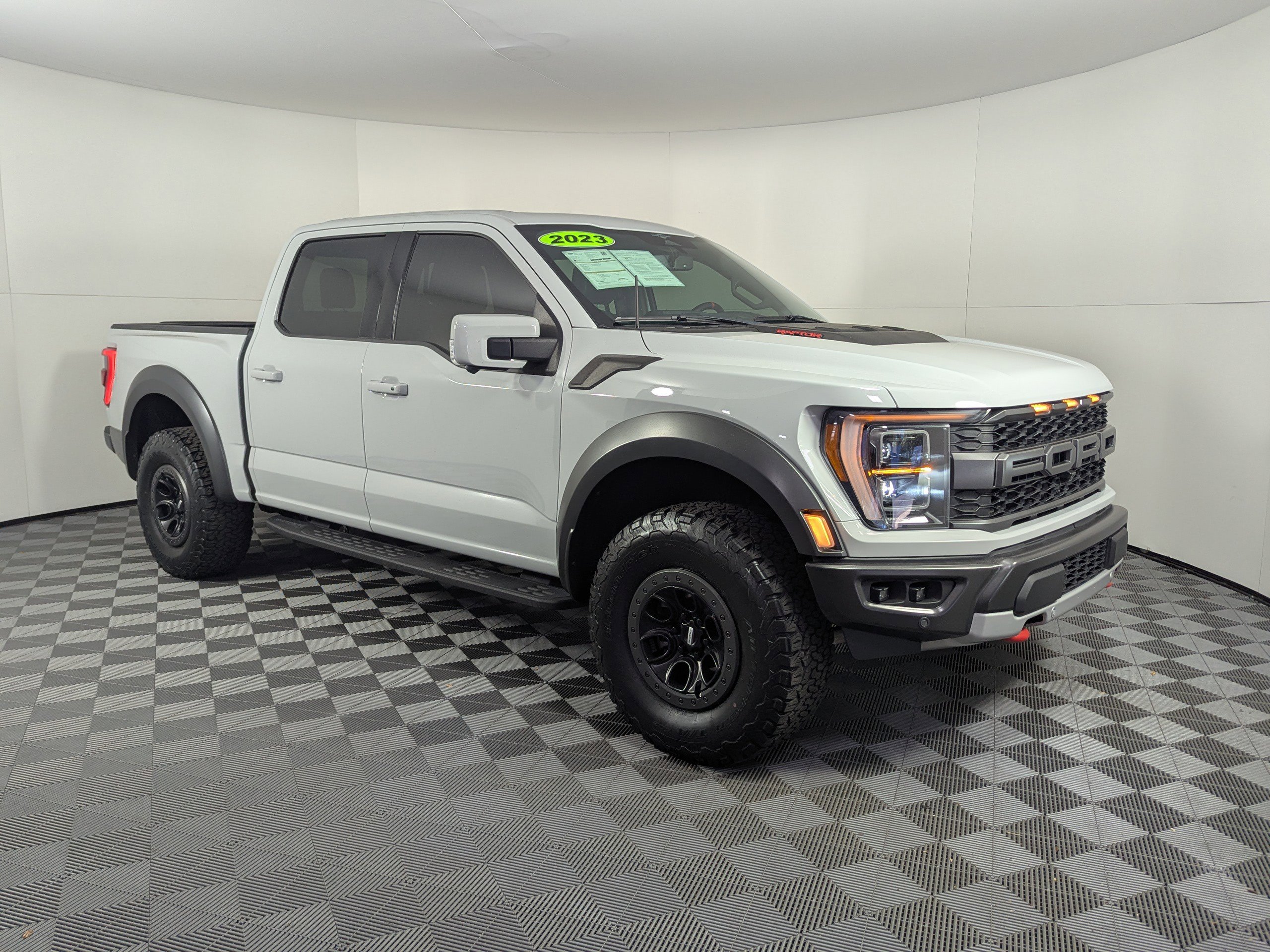 Certified 2023 Ford F150 Raptor w/ Raptor Carbon Fiber Package image 1