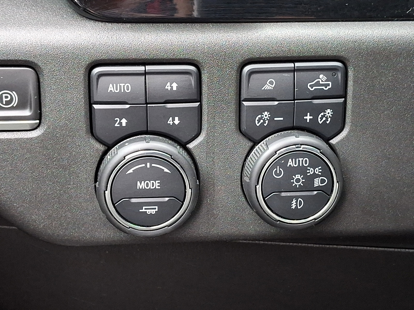 Used 2023 Chevrolet Silverado 1500 High Country w/ High Country Premium Package image 32