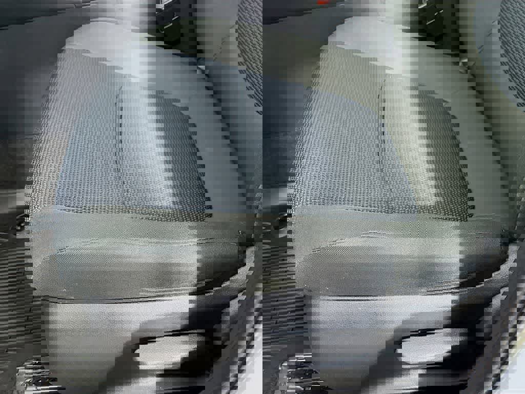 Used 2023 Toyota RAV4 LE image 29