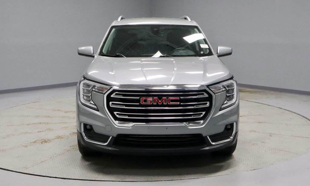 Used 2024 GMC Terrain SLT AWD/4WD image 5