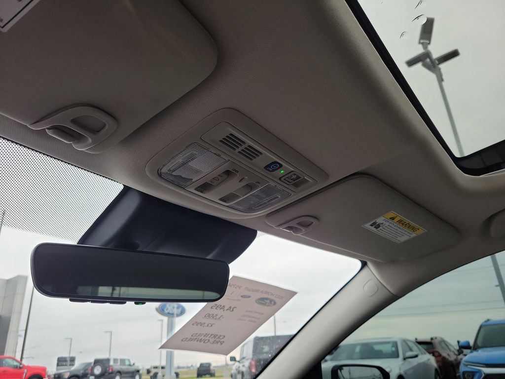 Used 2022 Honda Insight Touring image 30