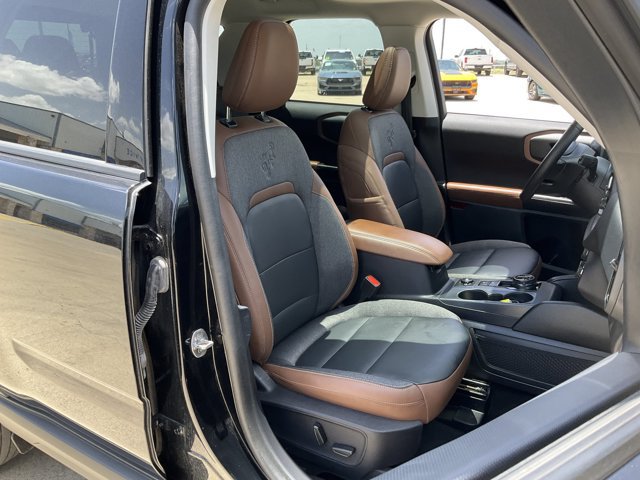 Certified 2023 Ford Bronco Sport Outer Banks w/ Tech Package AWD/4WD image 18