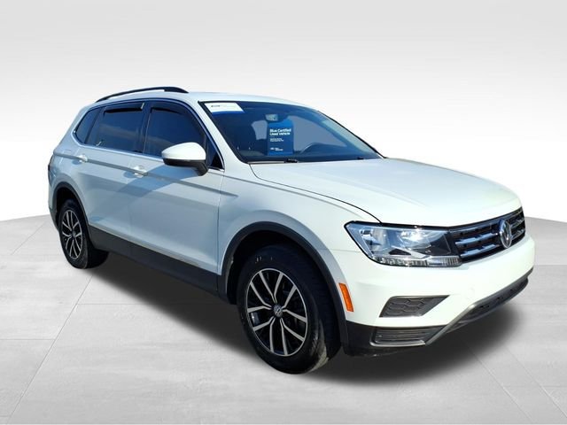 Used 2021 Volkswagen Tiguan SE w/ Panoramic Sunroof Package FWD image 15