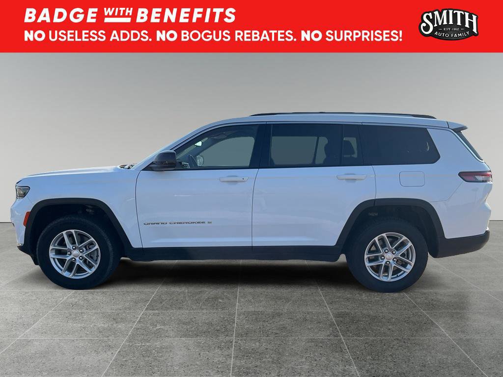 Used 2023 Jeep Grand Cherokee L Laredo image 2