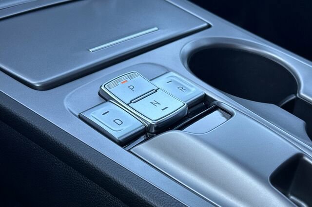 Used 2022 Hyundai Kona SEL w/ Convenience Package image 18