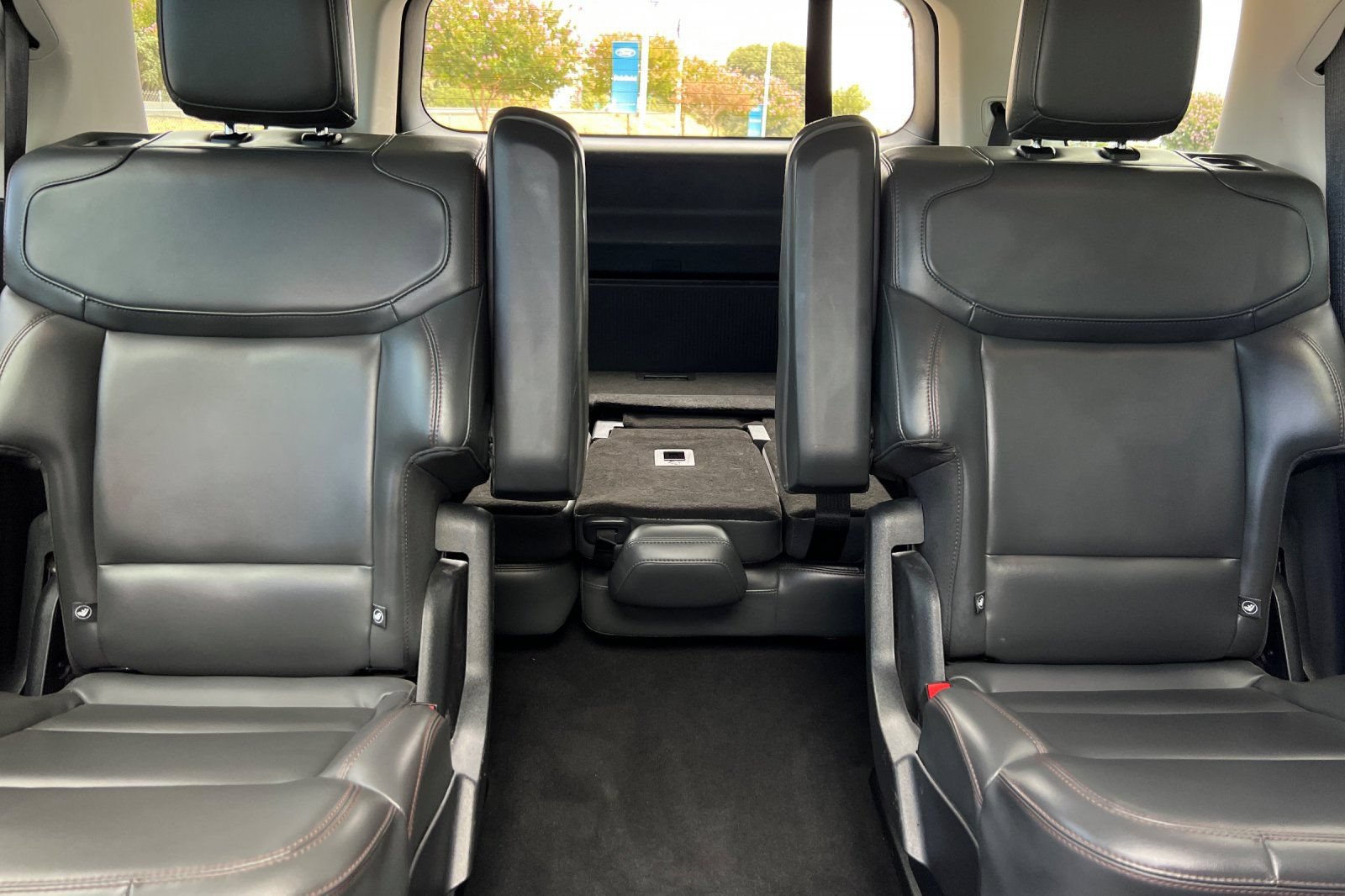 Certified 2025 Ford Expedition Active AWD/4WD image 19