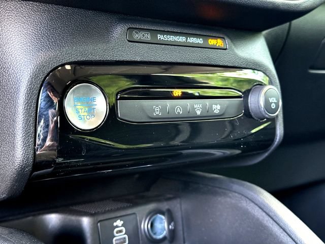 Certified 2025 Ford Escape Active w/ Tech Pack #1 FWD image 18