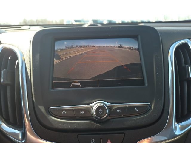 Used 2024 Chevrolet Equinox LT image 32