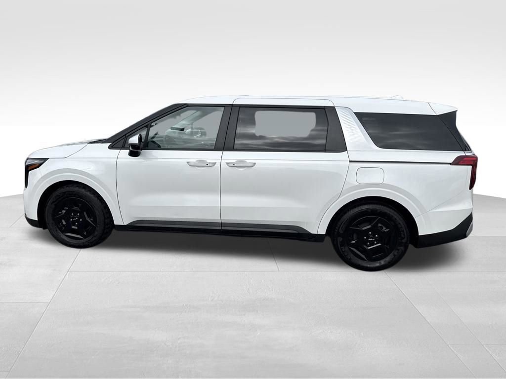Used 2025 Kia Carnival LXS image 5