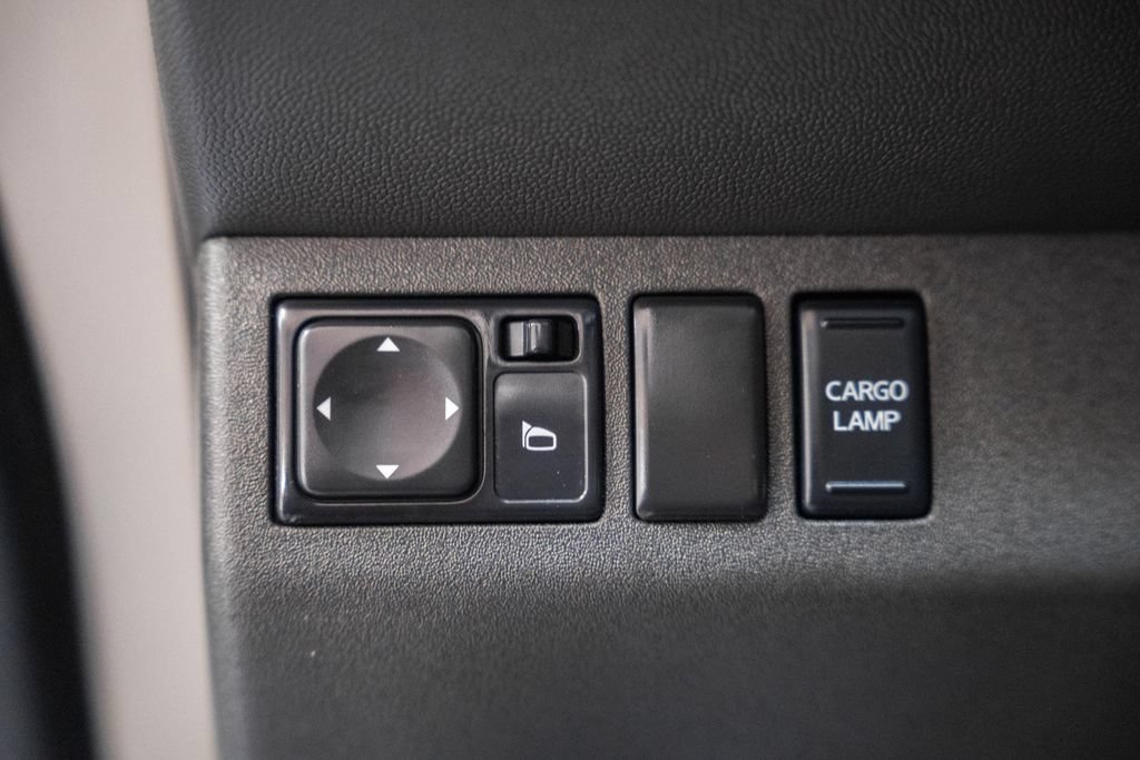 Used 2021 Nissan Frontier SV RWD image 33
