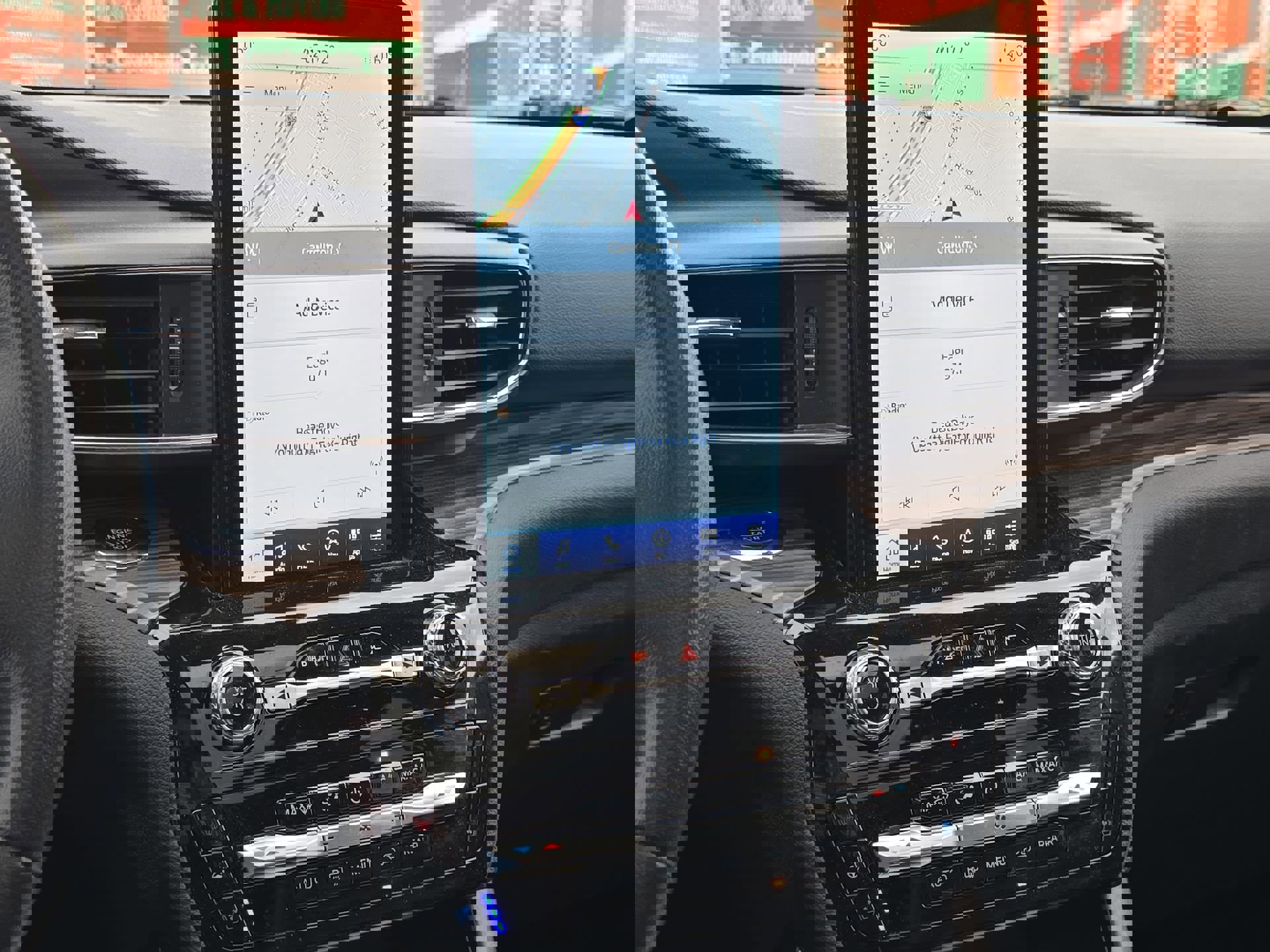 Certified 2023 Ford Explorer Limited w/ Limited Technology Package RWD image 16