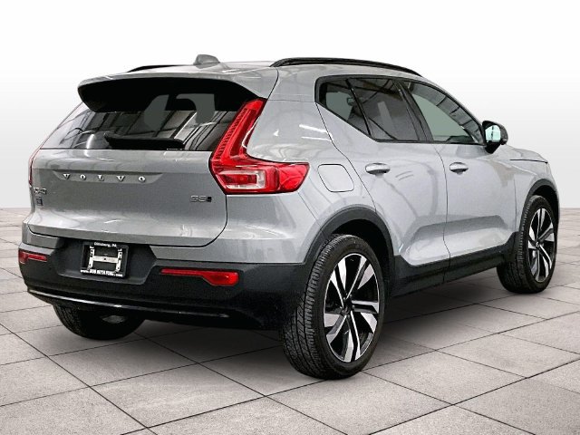 Used 2024 Volvo XC40 B5 Ultimate w/ Climate Package AWD/4WD image 11