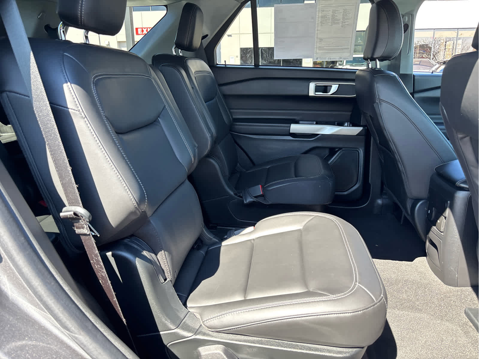 Certified 2023 Ford Explorer XLT w/ Equipment Group 202A image 31