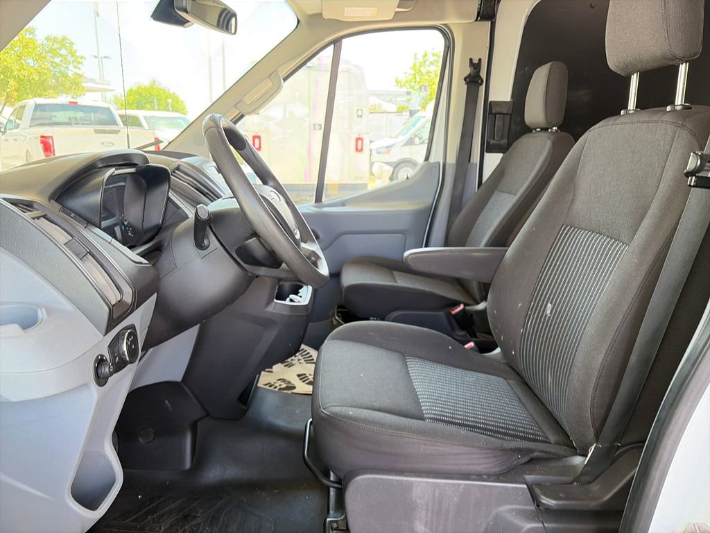 Certified 2019 Ford Transit 250 148 Medium Roof RWD image 10