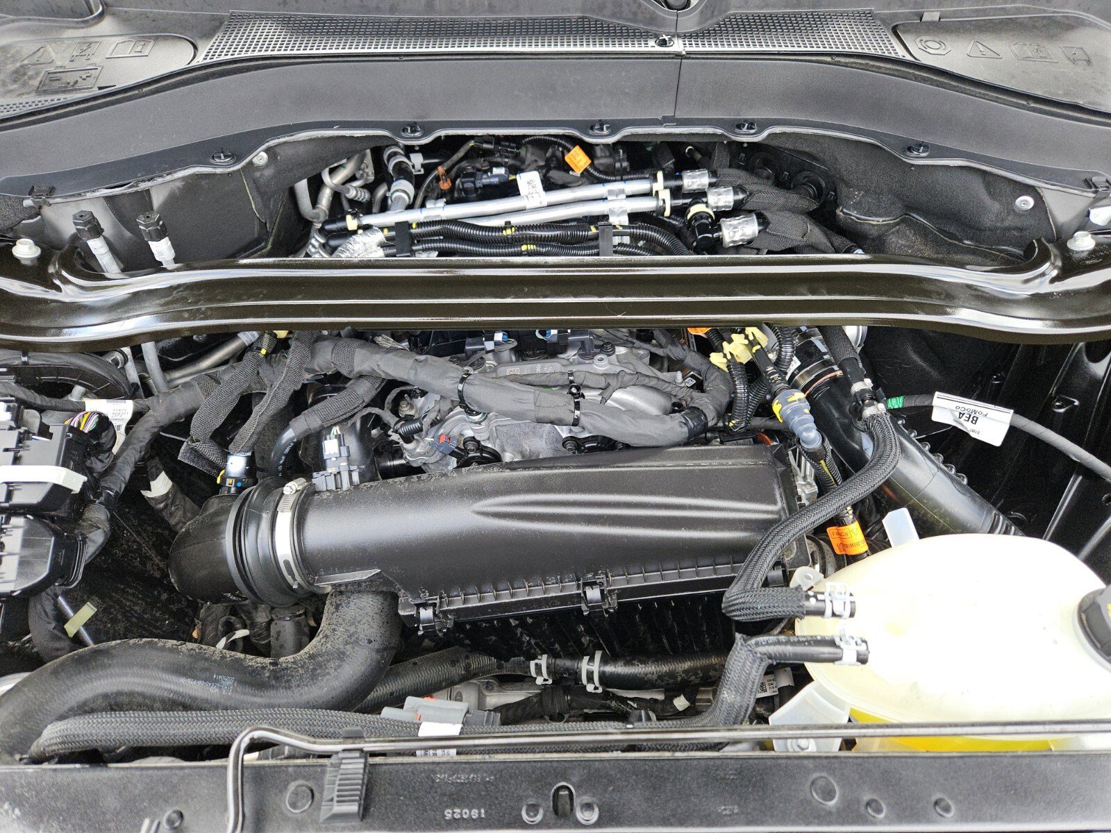 Certified 2025 Ford Explorer ST-Line image 32