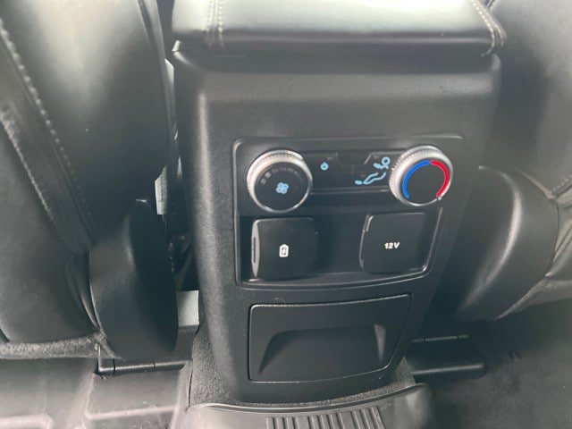 Certified 2022 Ford Explorer XLT w/ Equipment Group 202A AWD/4WD image 28