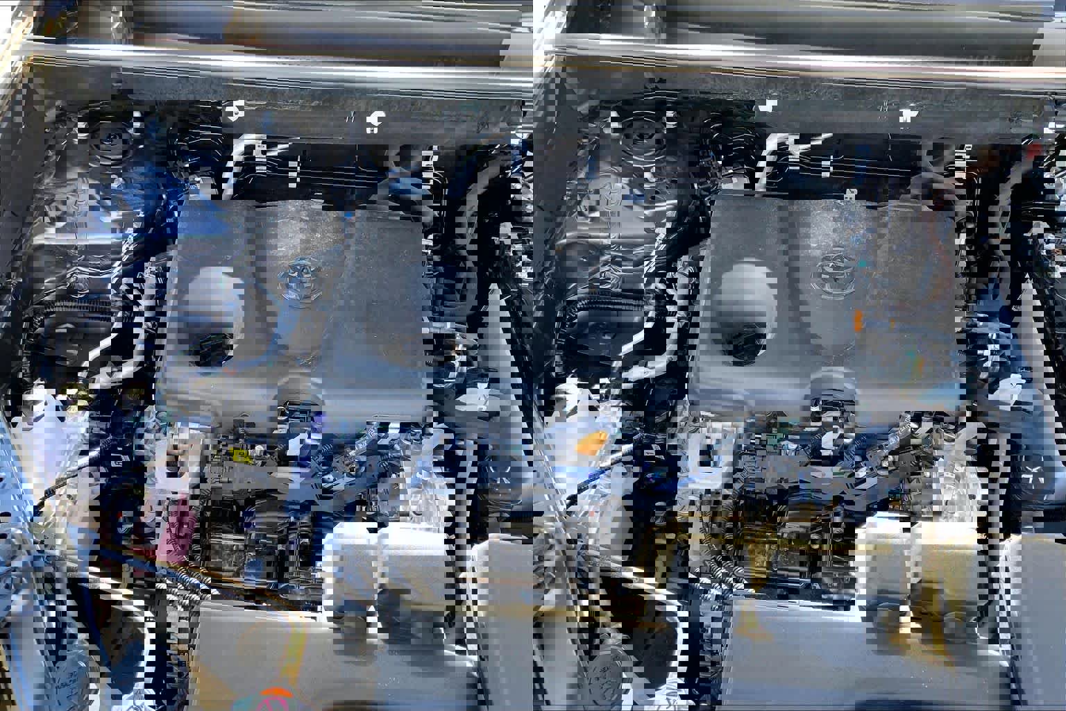 Used 2024 Toyota RAV4 XLE Premium image 32