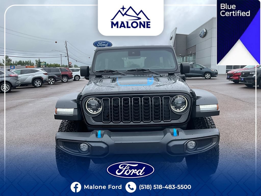 Used 2024 Jeep Wrangler Unlimited Rubicon 4xe AWD/4WD image 11