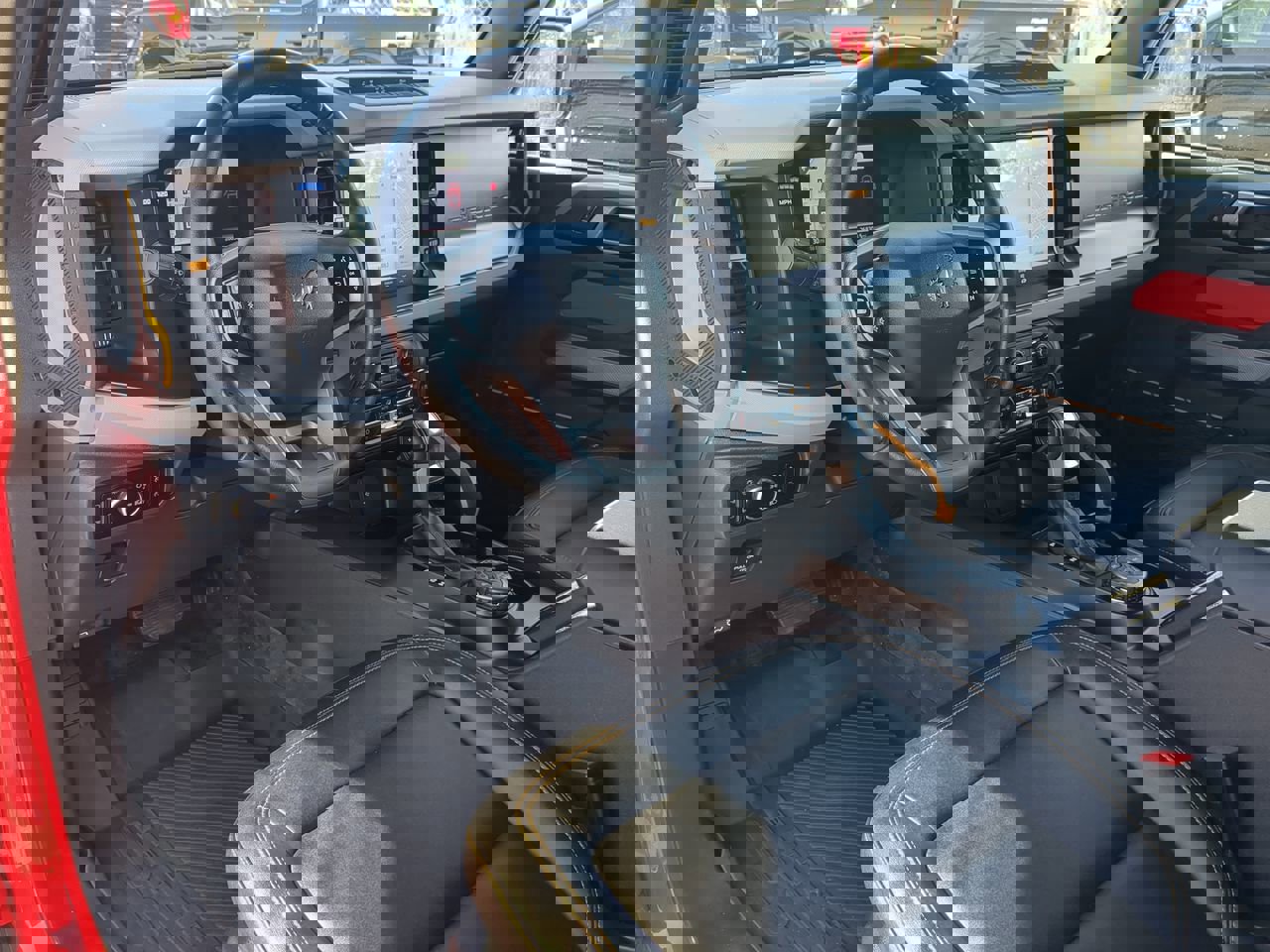 Certified 2023 Ford Bronco Badlands image 14