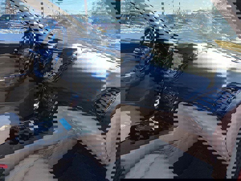 Certified 2019 Ford Escape Titanium image 27