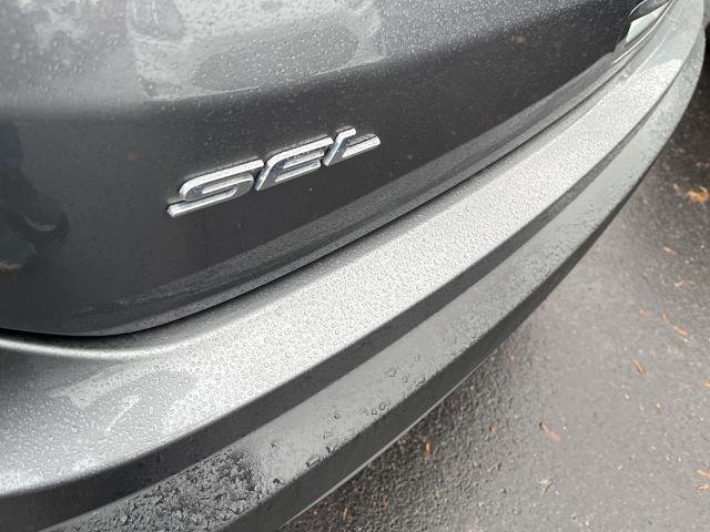 Certified 2022 Ford Edge SEL w/ Convenience Package image 6