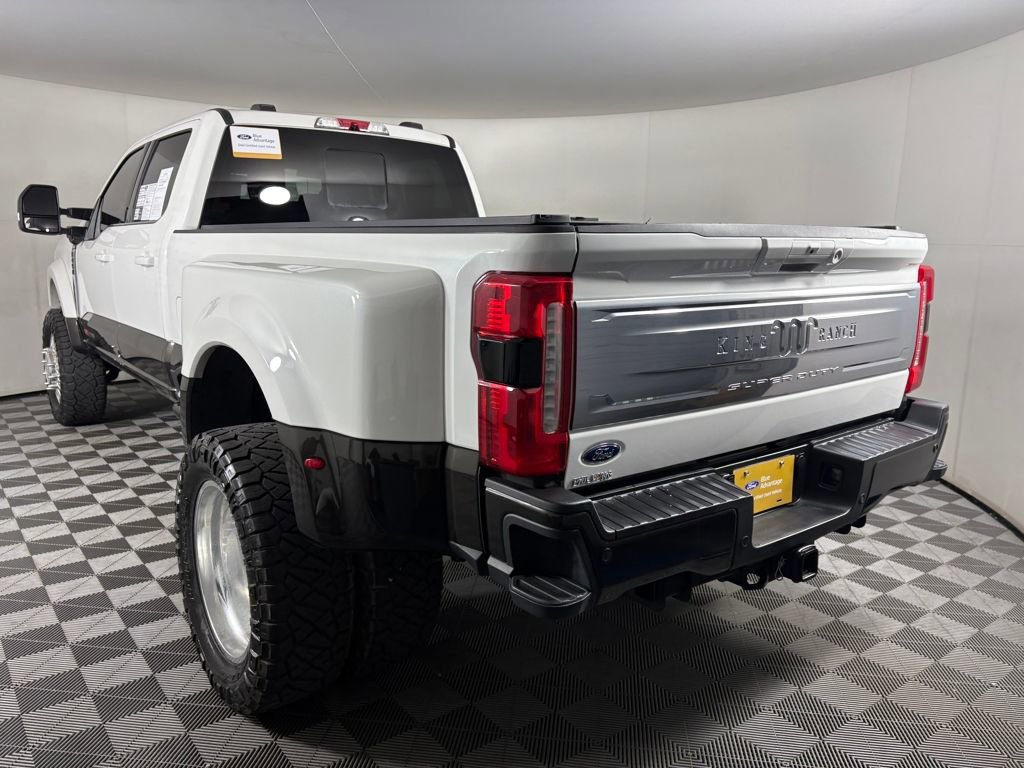 Certified 2025 Ford F450 King Ranch w/ FX4 Off-Road Package image 3