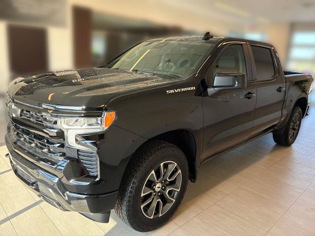 Used 2025 Chevrolet Silverado 1500 RST w/ Convenience Package II AWD/4WD image 4