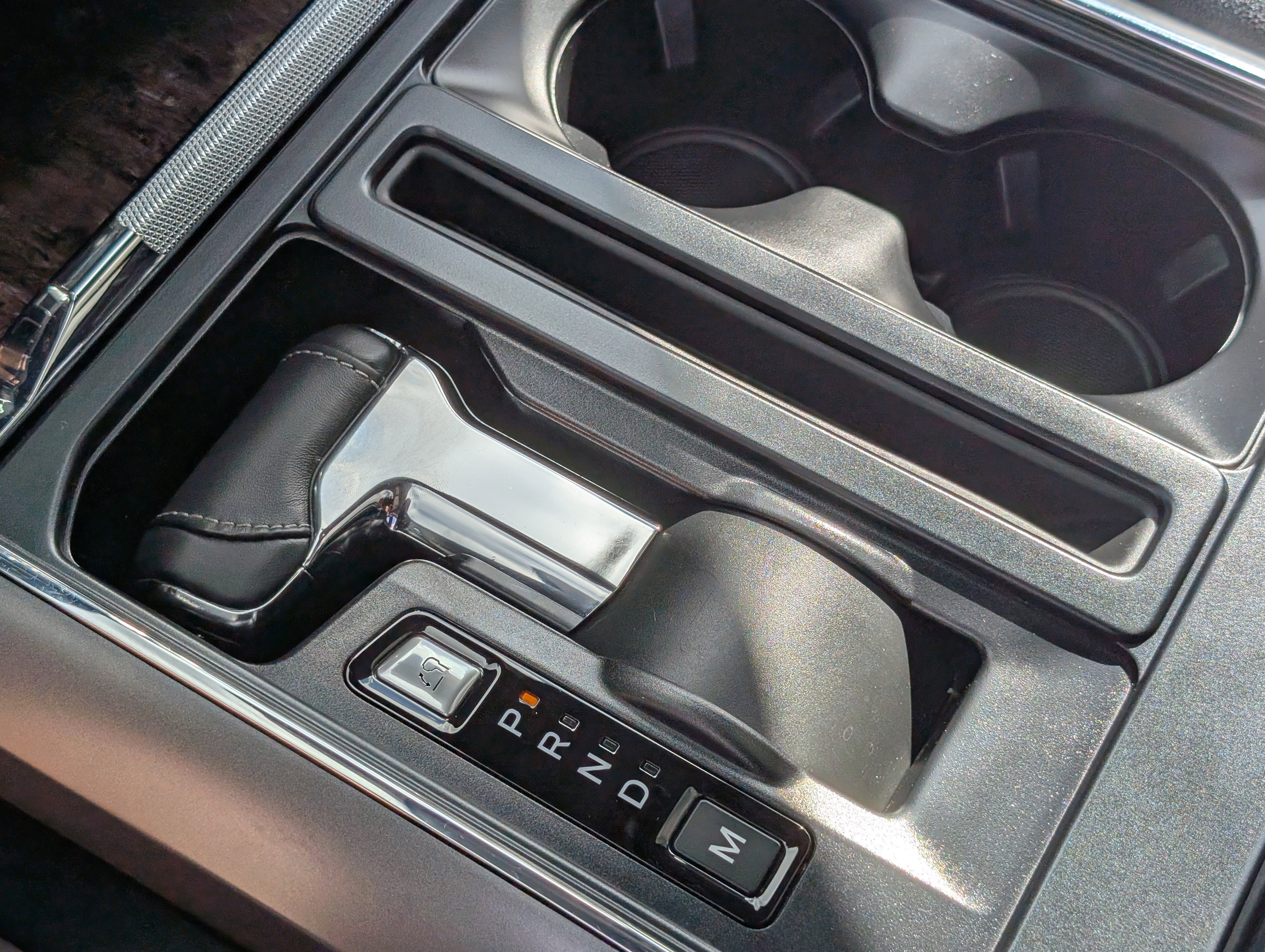 Certified 2022 Ford F150 Lariat w/ Equipment Group 502A High image 29