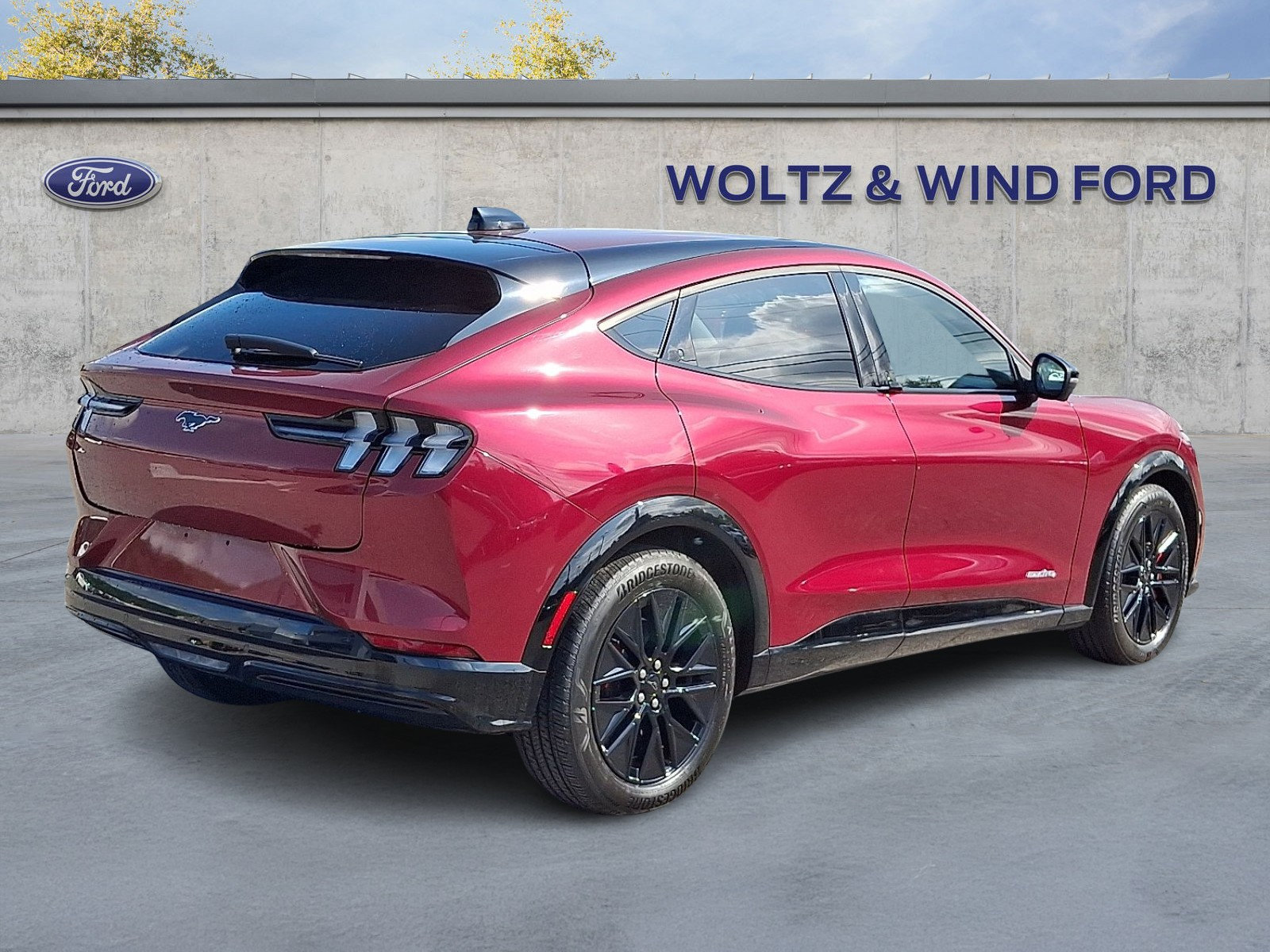 Certified 2025 Ford Mustang Mach-E Premium w/ Sport Appearance Package AWD/4WD image 6