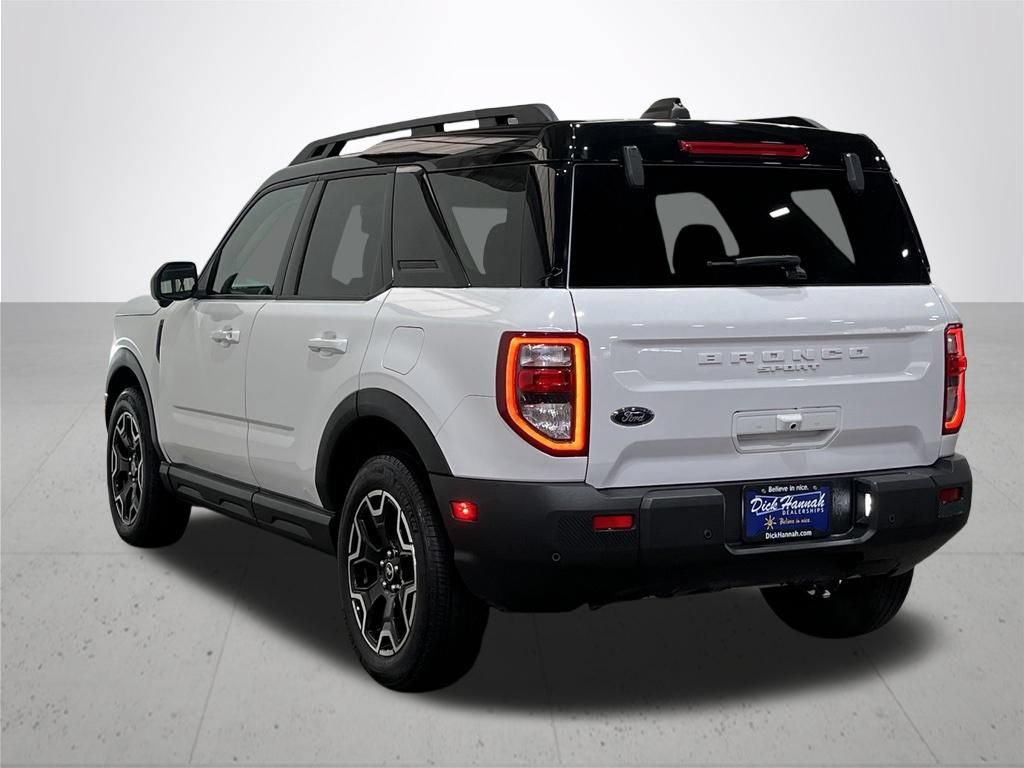 Certified 2025 Ford Bronco Sport Outer Banks w/ Outer Banks Tech Package+ AWD/4WD image 15