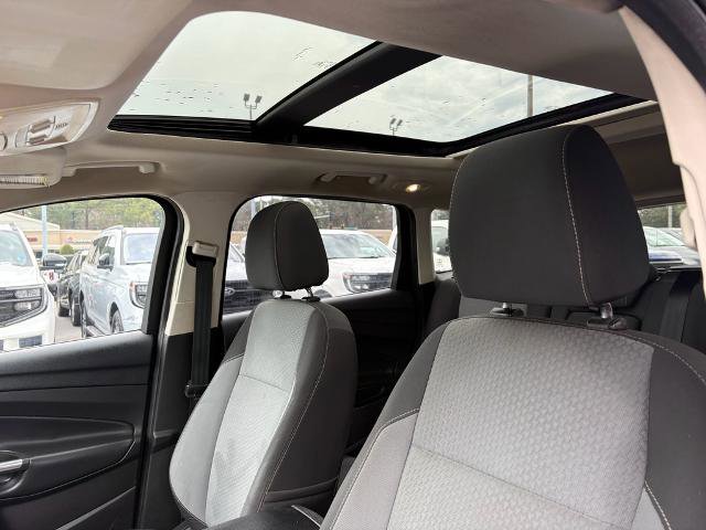 Certified 2017 Ford Escape SE w/ Equipment Group 201A image 14