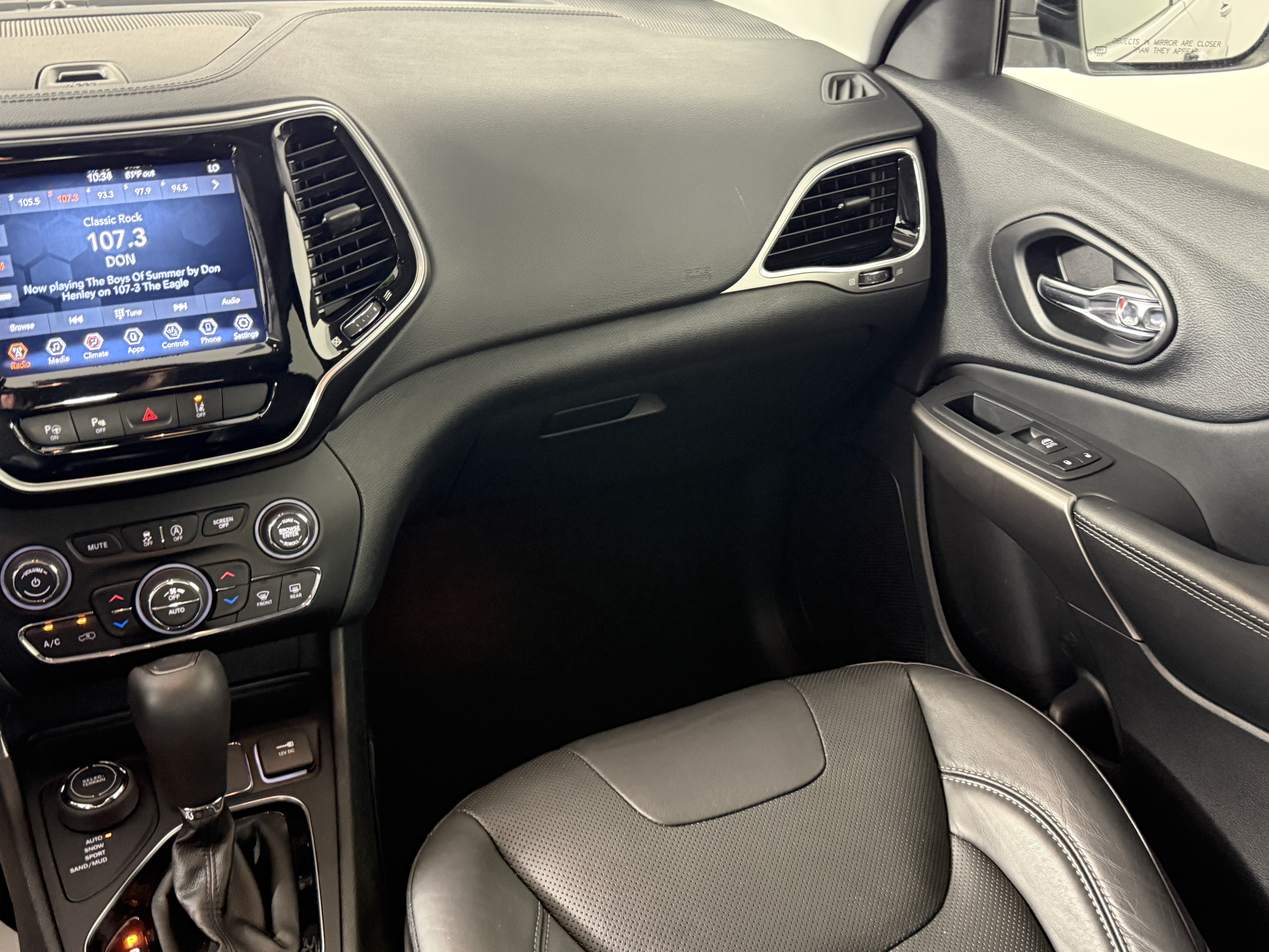 Used 2021 Jeep Cherokee Limited AWD/4WD image 12