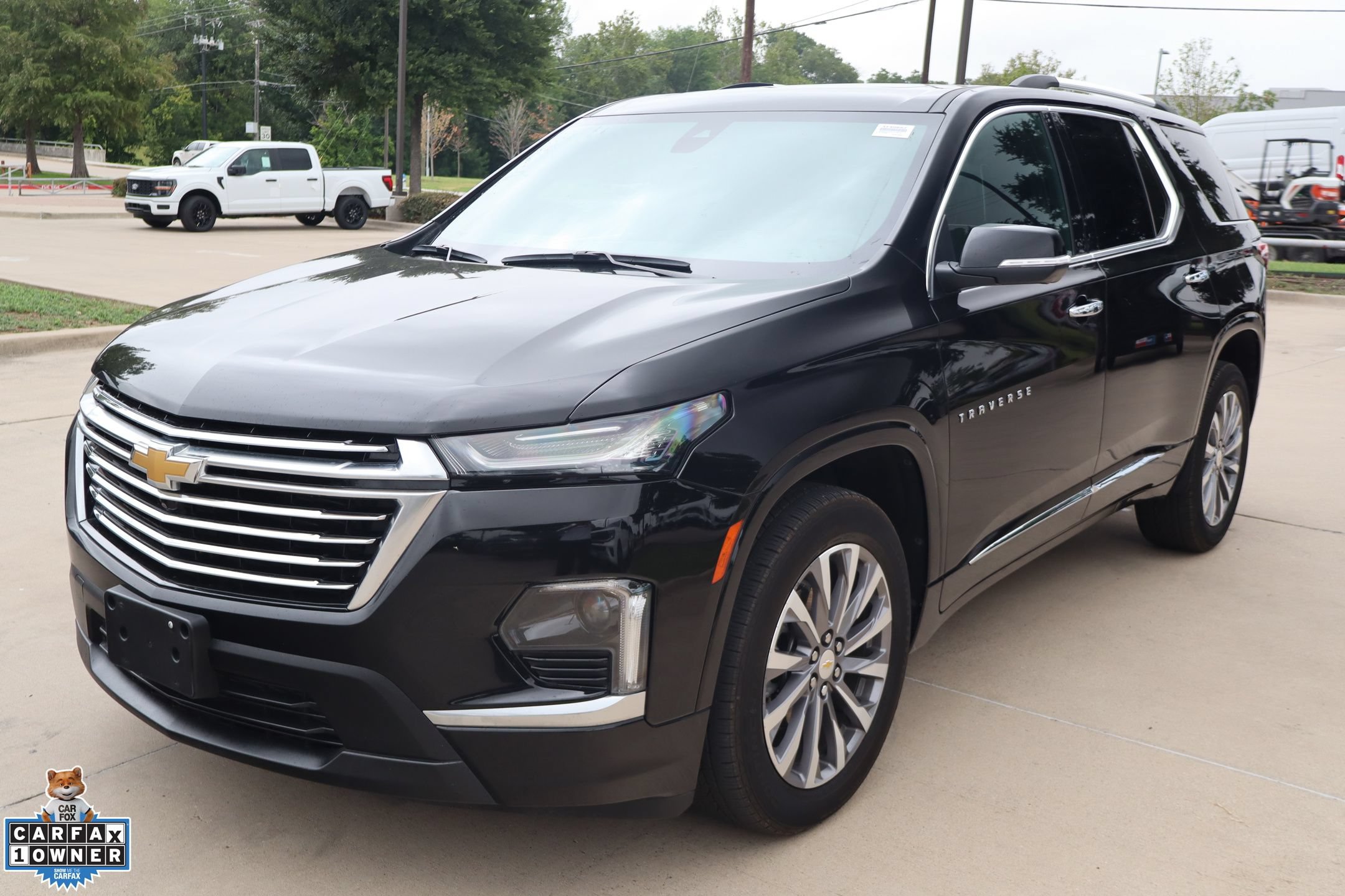 Used 2023 Chevrolet Traverse Premier FWD image 8