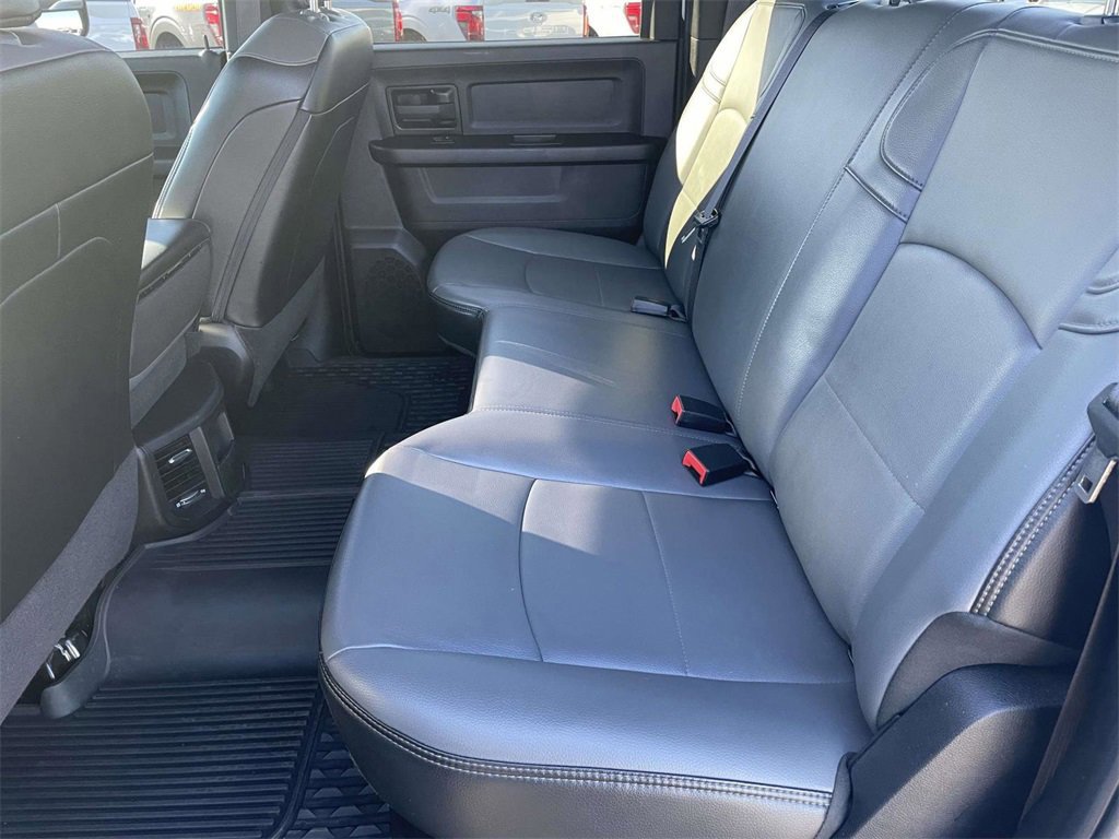 Used 2022 RAM 2500 Tradesman w/ Chrome Appearance Group image 12