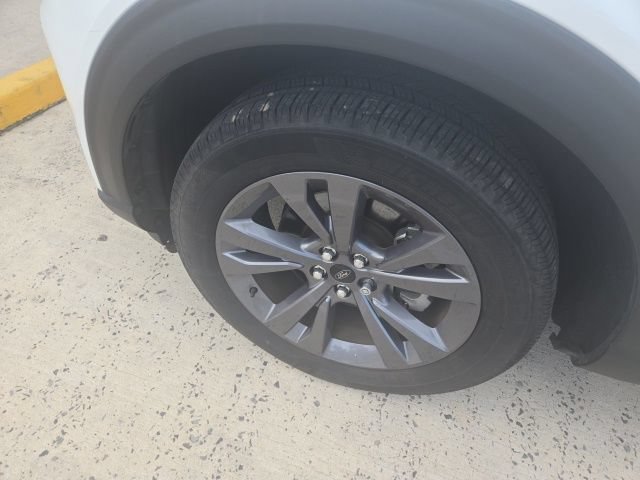 Certified 2024 Ford Explorer XLT w/ Equipment Group 202A AWD/4WD image 46