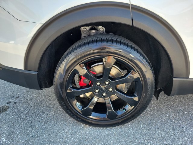 Certified 2024 Ford Explorer ST w/ Equipment Group 401A image 9