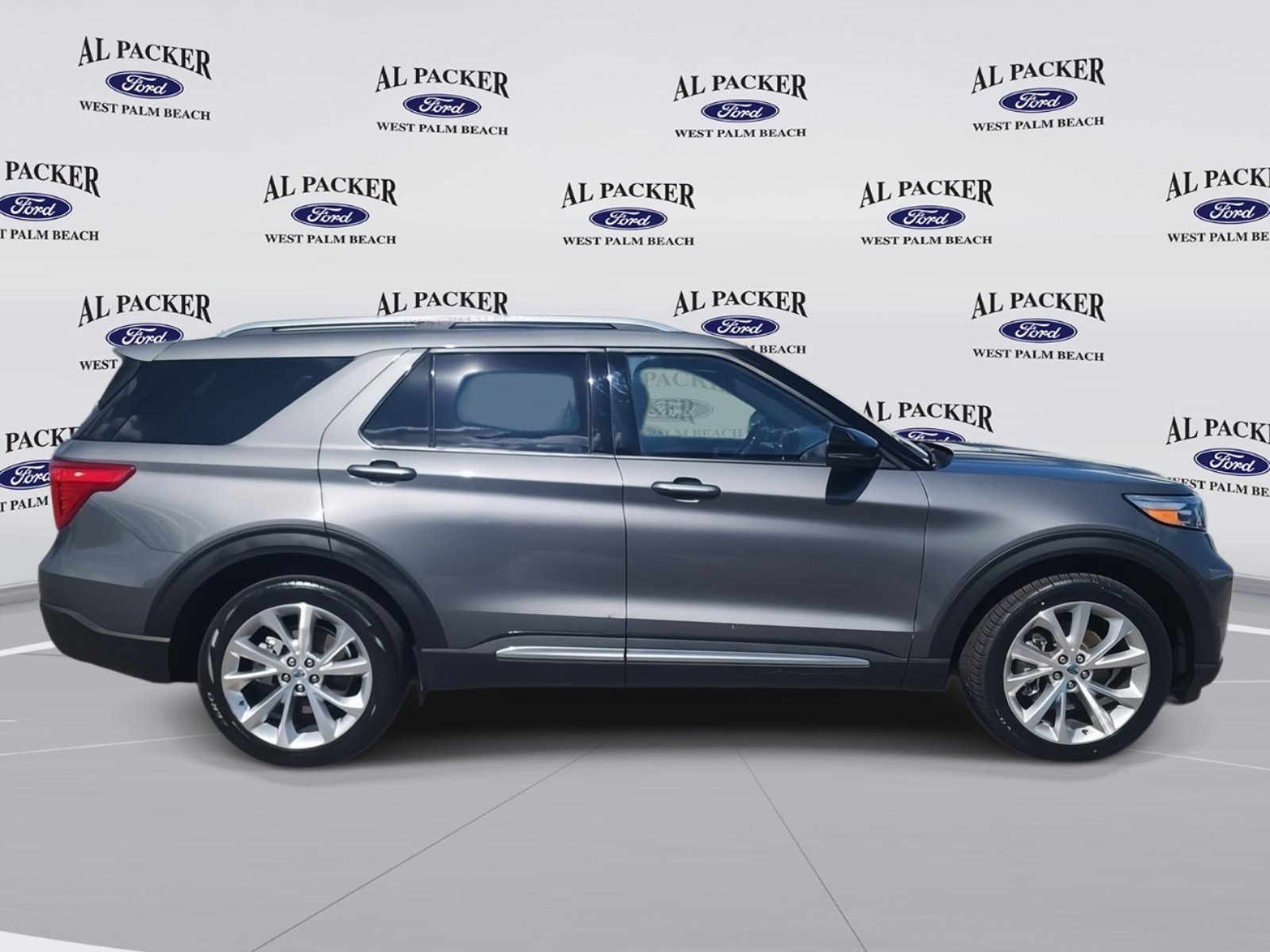 Certified 2023 Ford Explorer Platinum w/ Technology Package image 6