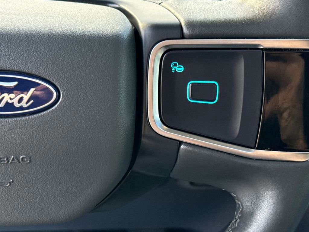 Certified 2025 Ford Expedition Max Active image 18