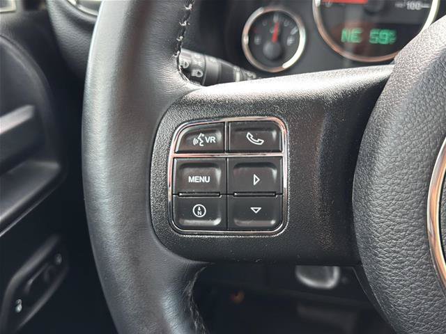 Used 2018 Jeep Wrangler Unlimited Rubicon w/ Connectivity Group AWD/4WD image 22