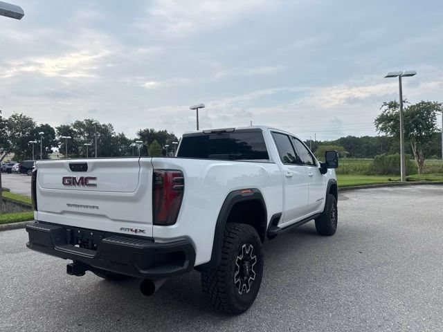 Used 2024 GMC Sierra 2500 AT4X AWD/4WD image 7