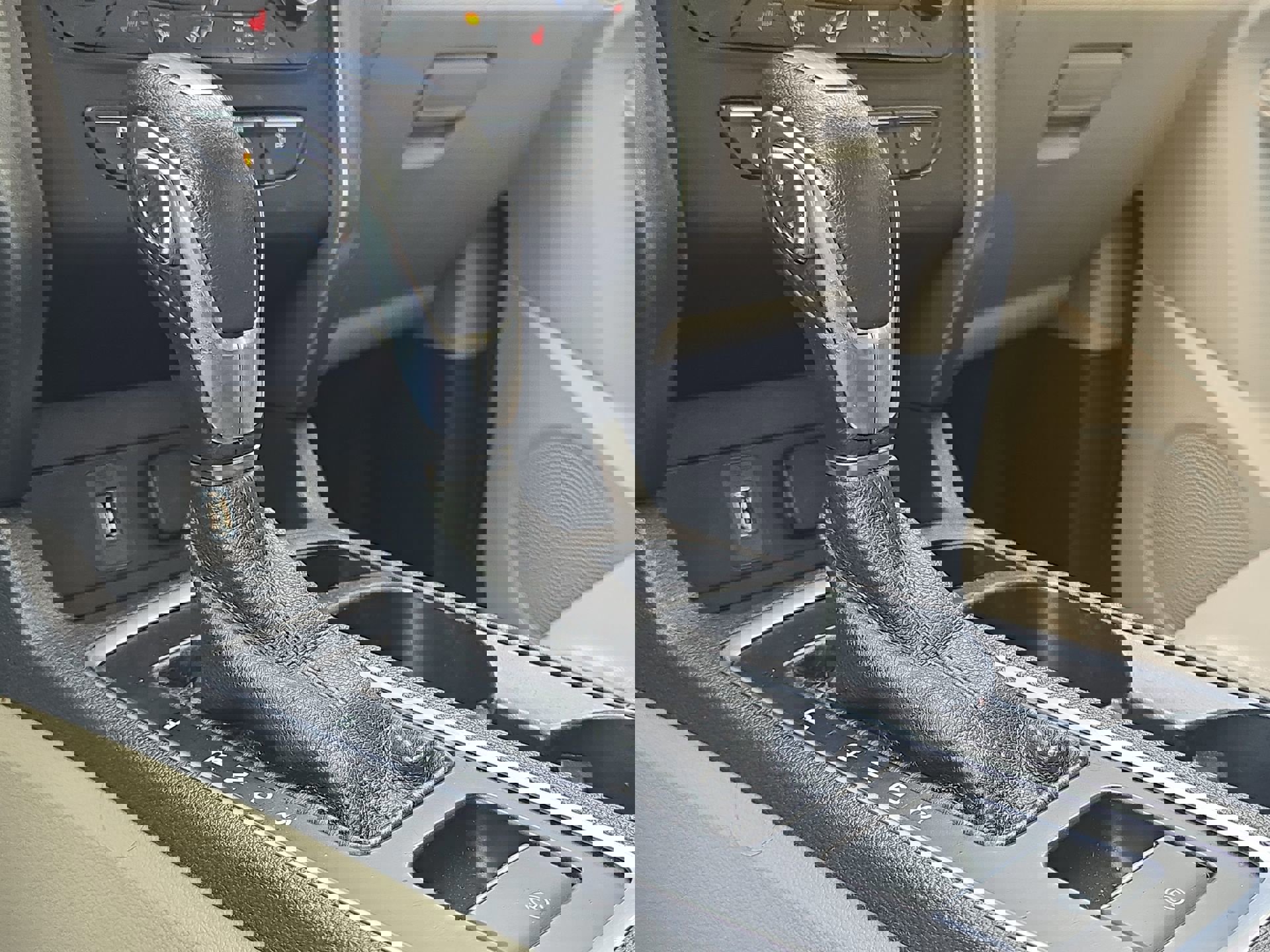 Certified 2019 Ford Escape SEL image 19