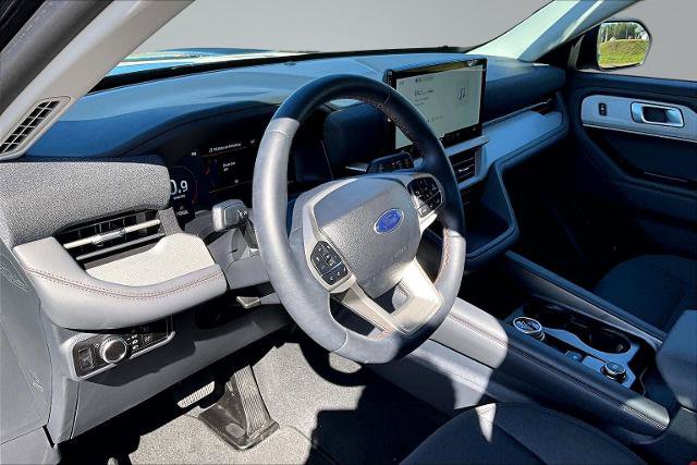 Certified 2026 Ford Explorer Active AWD/4WD image 14
